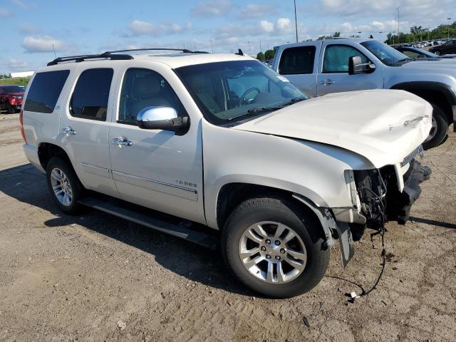 Photo 3 VIN: 1GNSCCE0XDR169185 - CHEVROLET TAHOE 