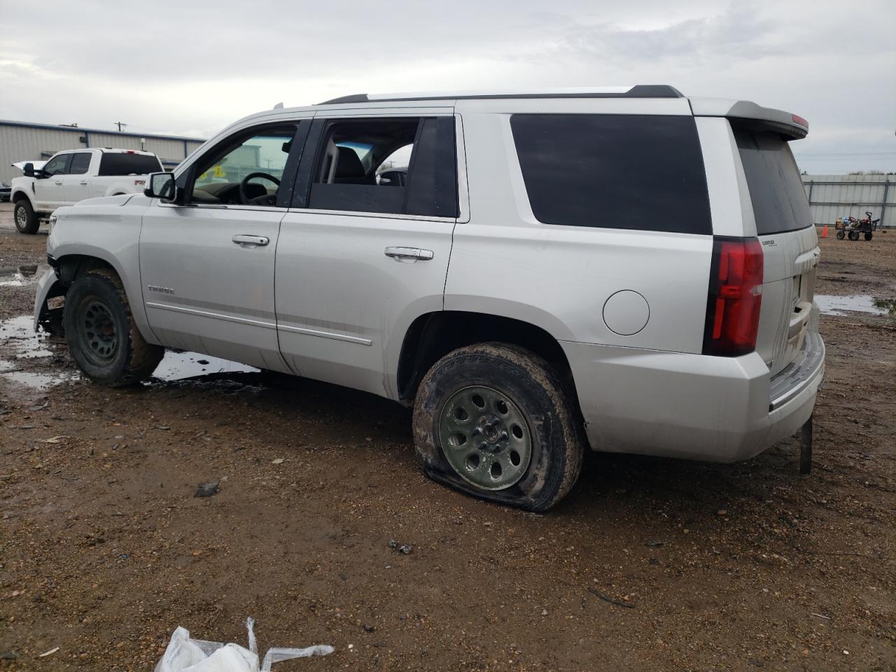 Photo 1 VIN: 1GNSCCKC0HR147460 - CHEVROLET TAHOE 