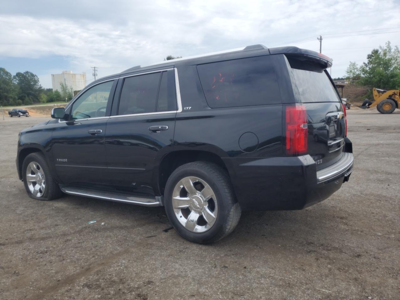 Photo 1 VIN: 1GNSCCKC1FR213088 - CHEVROLET TAHOE 