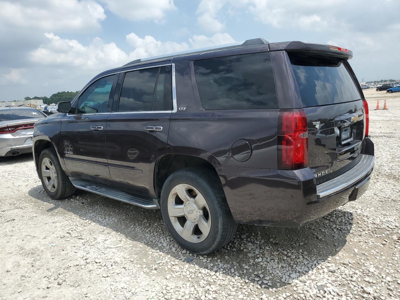 Photo 1 VIN: 1GNSCCKC1FR217223 - CHEVROLET TAHOE 