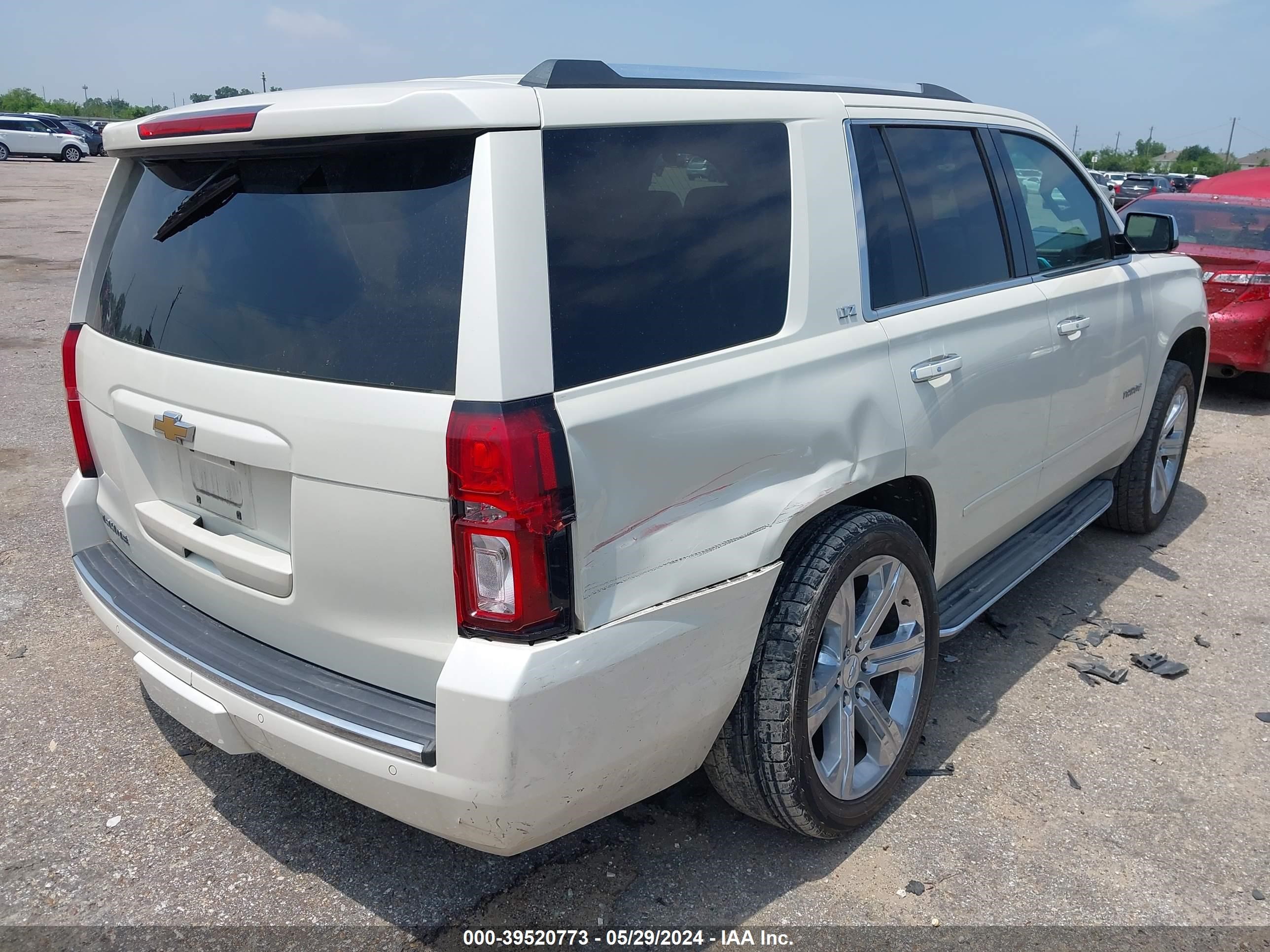 Photo 3 VIN: 1GNSCCKC2FR117843 - CHEVROLET TAHOE 