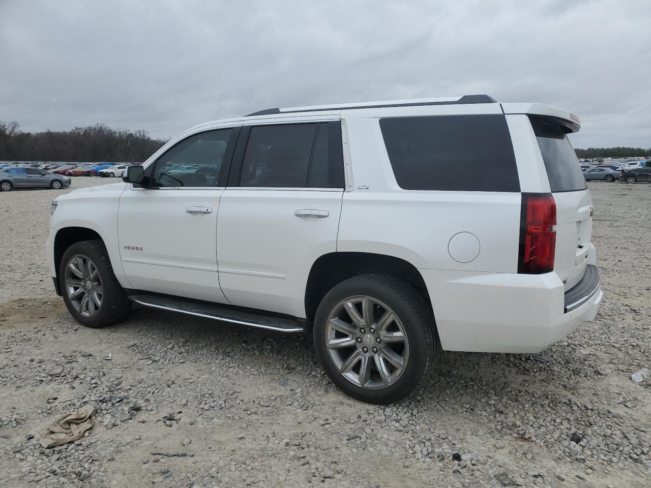 Photo 1 VIN: 1GNSCCKC4GR391420 - CHEVROLET TAHOE 