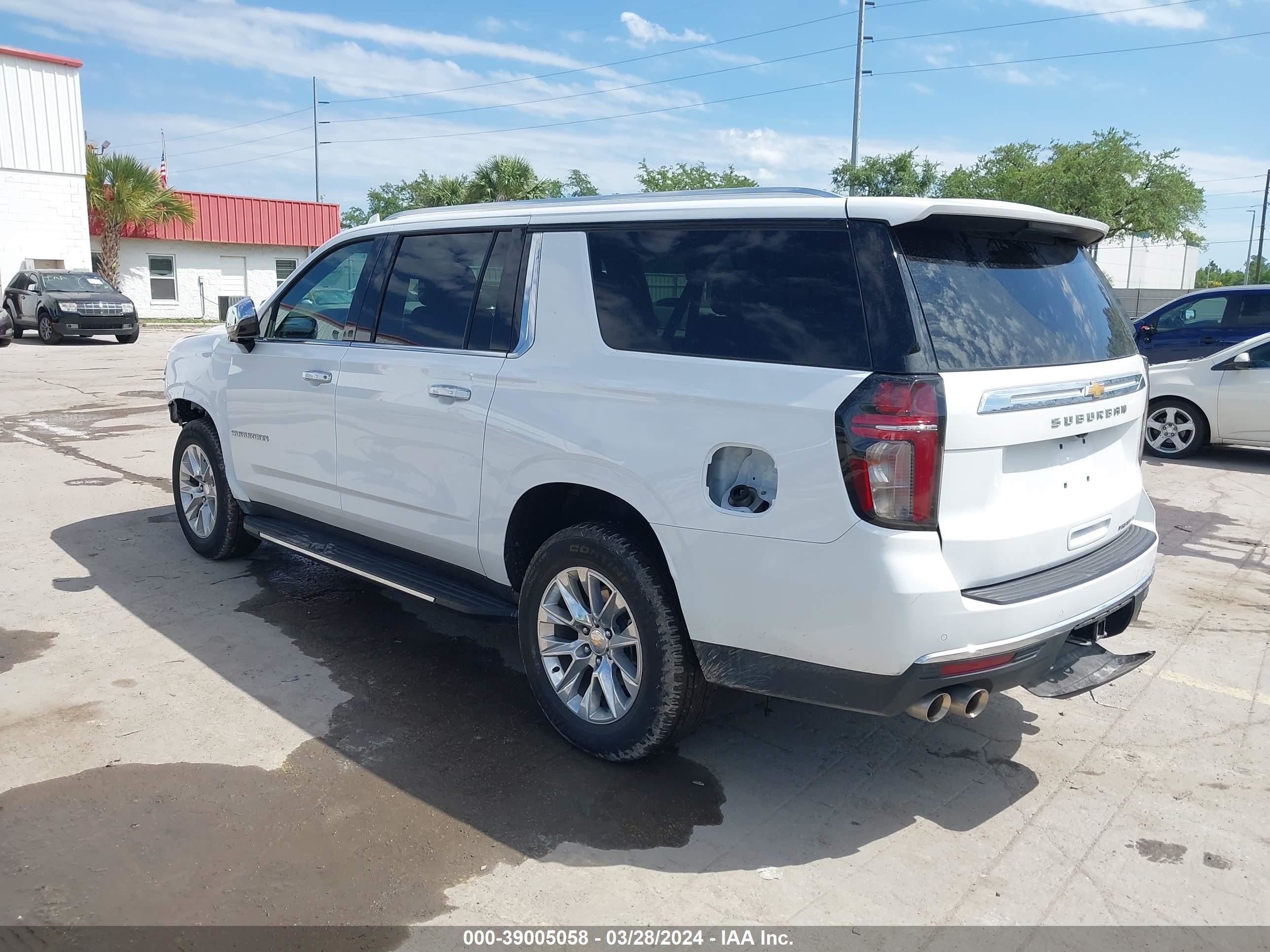 Photo 2 VIN: 1GNSCFKD3PR429505 - CHEVROLET SUBURBAN 