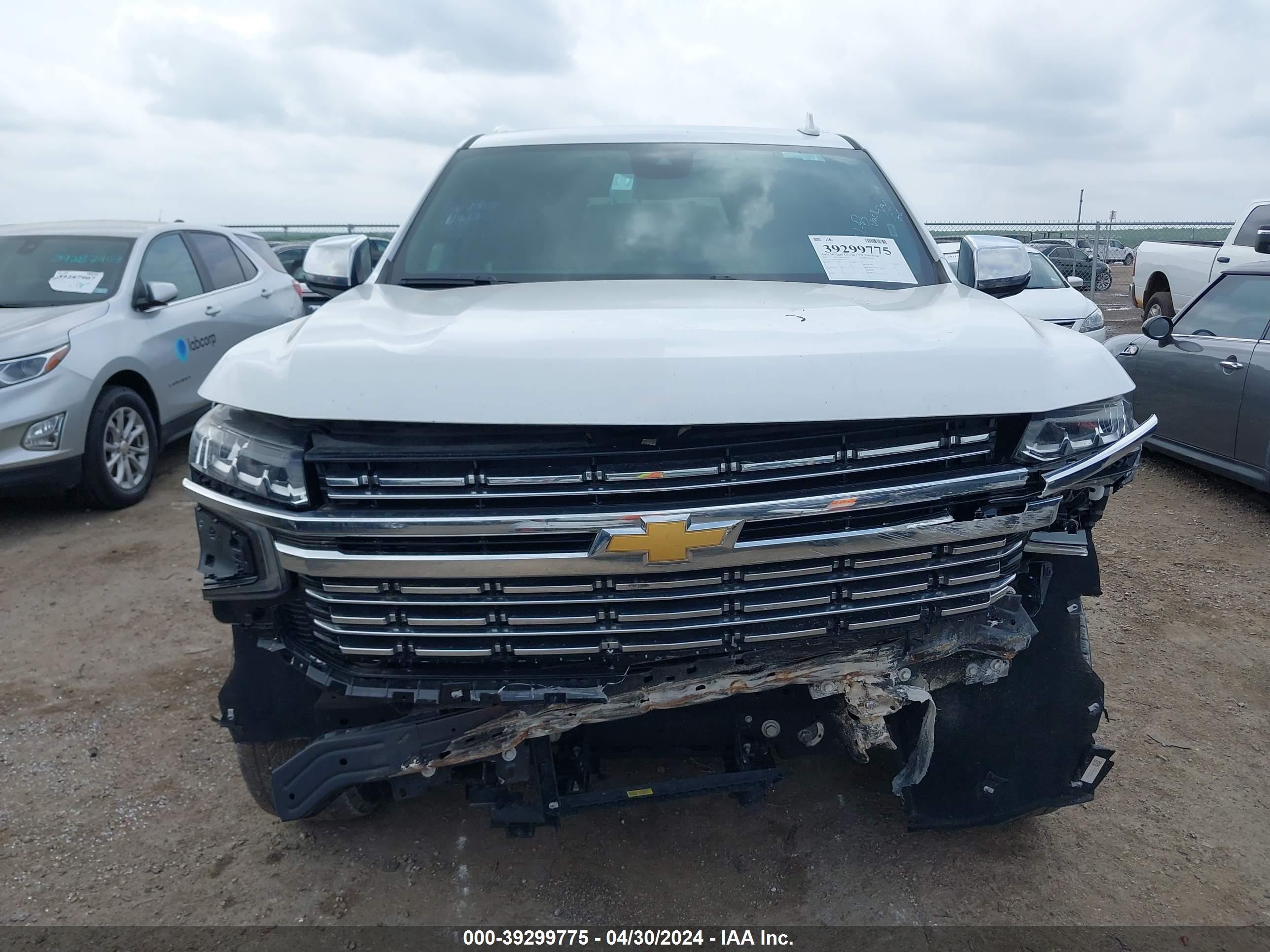 Photo 12 VIN: 1GNSCFKD7PR139526 - CHEVROLET SUBURBAN 