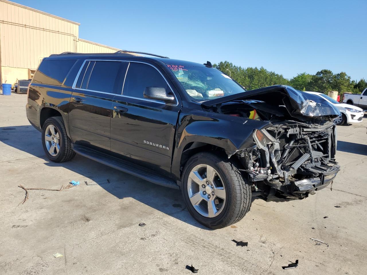 Photo 3 VIN: 1GNSCGKC0JR315062 - CHEVROLET SUBURBAN 