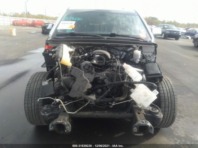 Photo 5 VIN: 1GNSCGKC3GR447810 - CHEVROLET SUBURBAN 