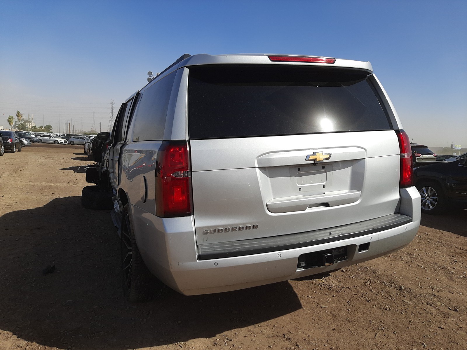 Photo 2 VIN: 1GNSCGKC5GR397850 - CHEVROLET SUBURBAN C 