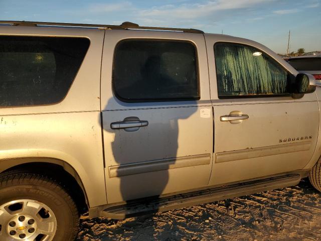 Photo 12 VIN: 1GNSCHE01BR102744 - CHEVROLET SUBURBAN C 