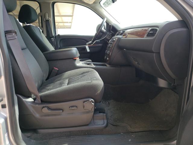 Photo 4 VIN: 1GNSCHE04DR152444 - CHEVROLET SUBURBAN C 