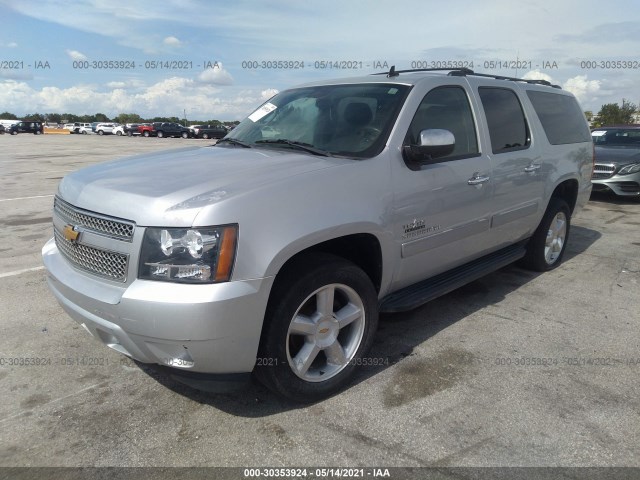 Photo 1 VIN: 1GNSCHE04ER147729 - CHEVROLET SUBURBAN 