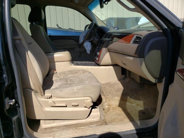 Photo 4 VIN: 1GNSCHE05BR274467 - CHEVROLET SUBURBAN C 