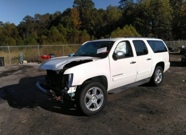 Photo 1 VIN: 1GNSCHE09CR327320 - CHEVROLET SUBURBAN 