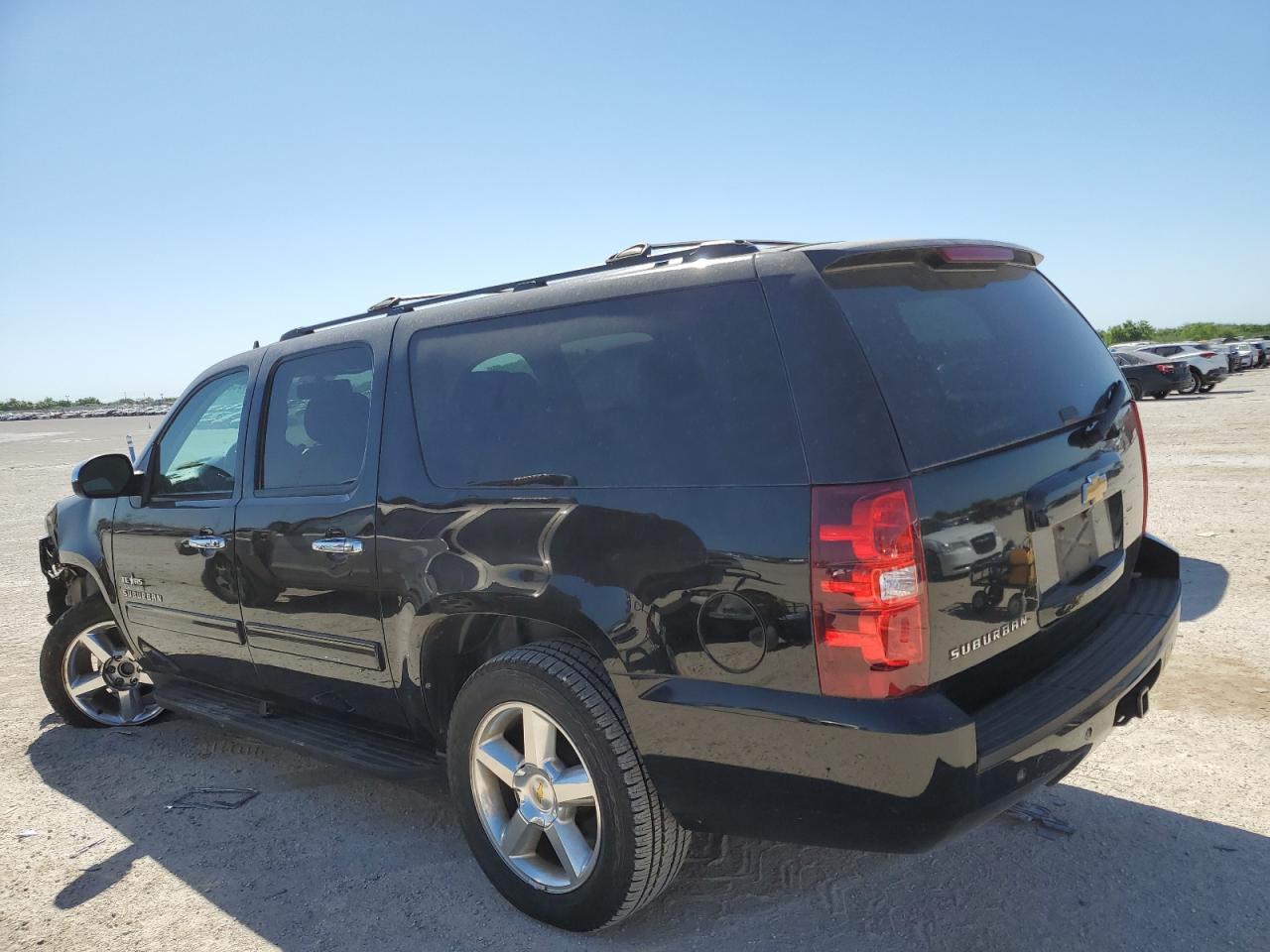 Photo 1 VIN: 1GNSCHE09ER138265 - CHEVROLET SUBURBAN 