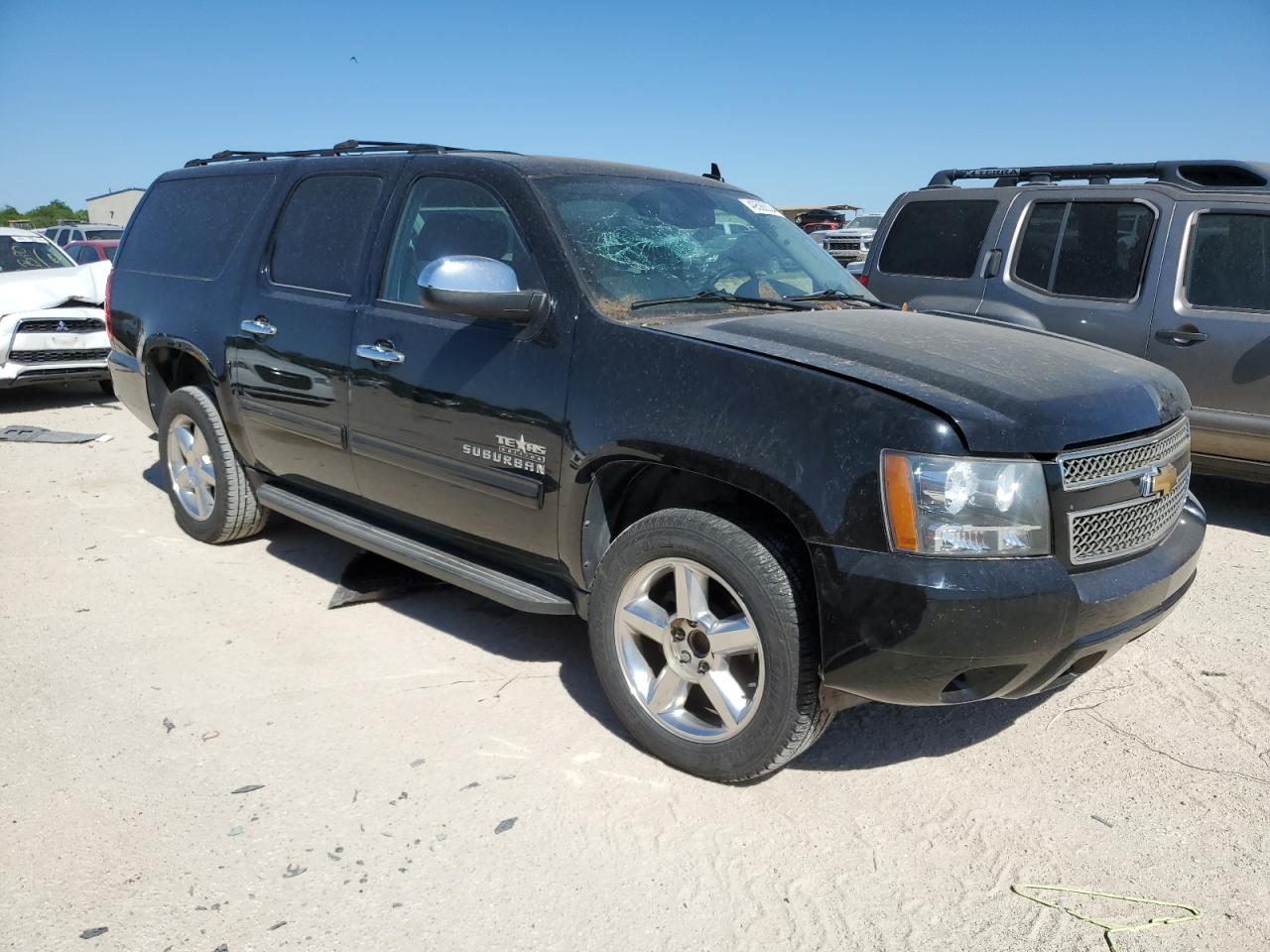 Photo 3 VIN: 1GNSCHE09ER138265 - CHEVROLET SUBURBAN 