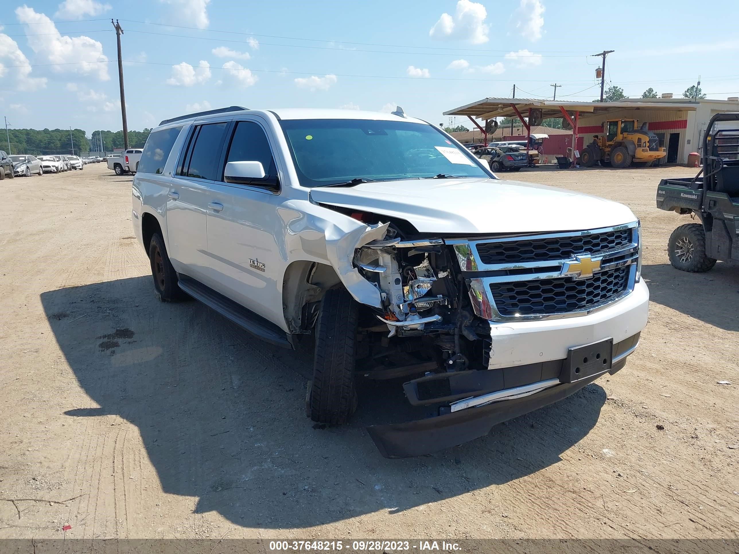 Photo 0 VIN: 1GNSCHKC0GR328912 - CHEVROLET SUBURBAN 