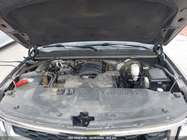 Photo 9 VIN: 1GNSCHKC1GR363796 - CHEVROLET SUBURBAN 