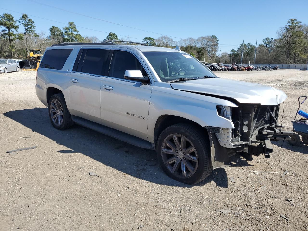 Photo 3 VIN: 1GNSCHKC3JR387217 - CHEVROLET SUBURBAN 