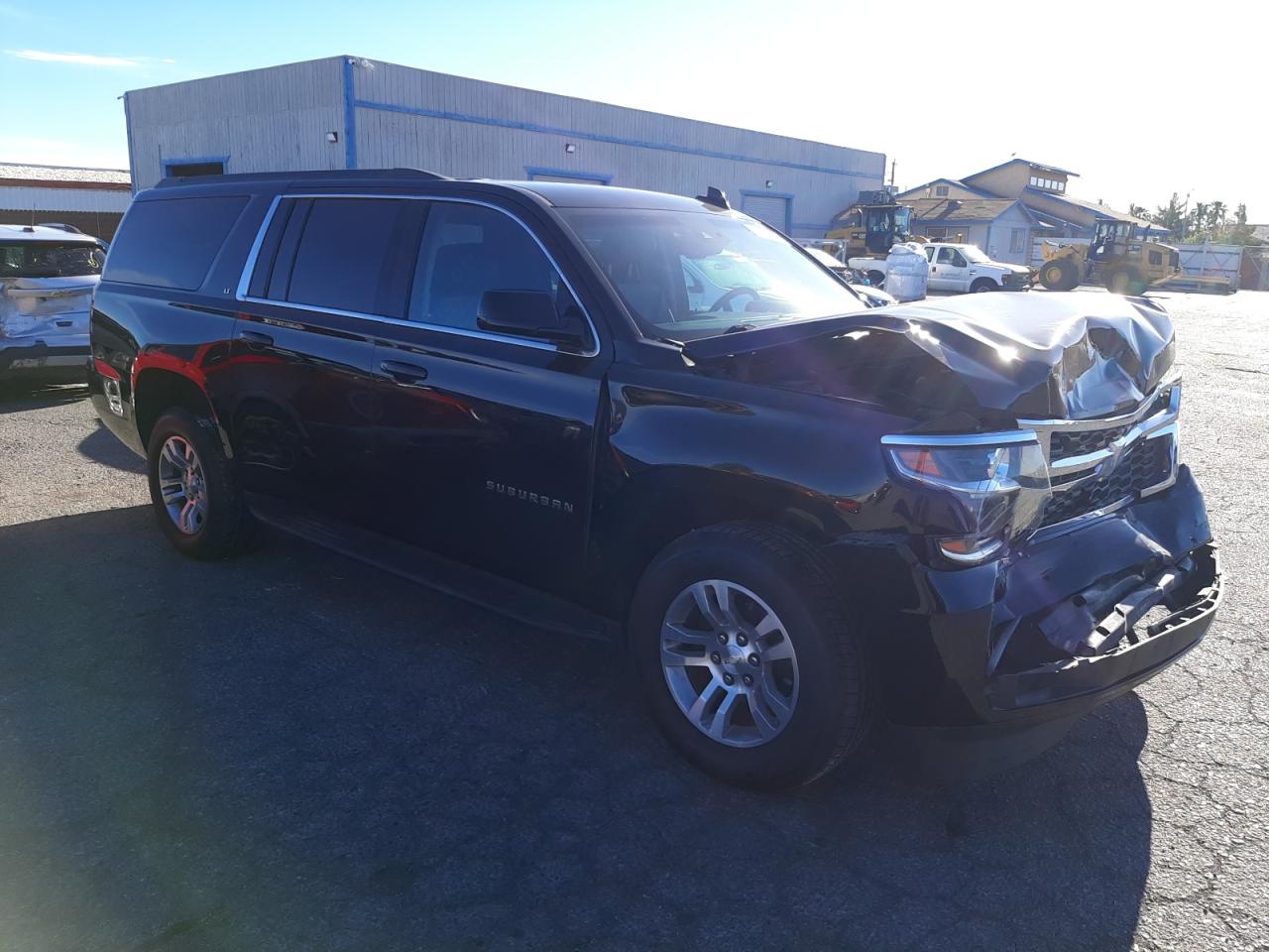 Photo 3 VIN: 1GNSCHKC3KR374209 - CHEVROLET SUBURBAN 