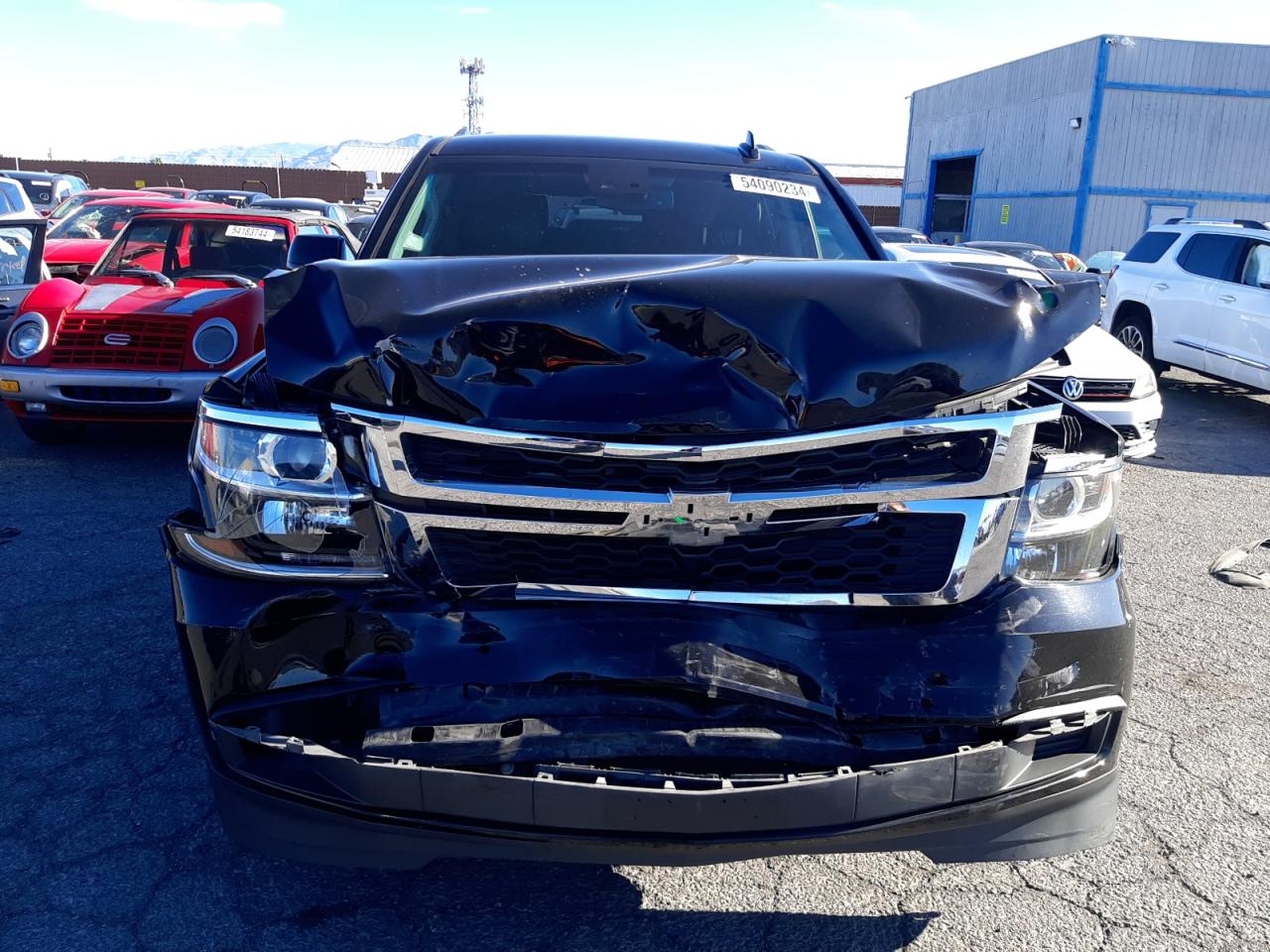 Photo 4 VIN: 1GNSCHKC3KR374209 - CHEVROLET SUBURBAN 