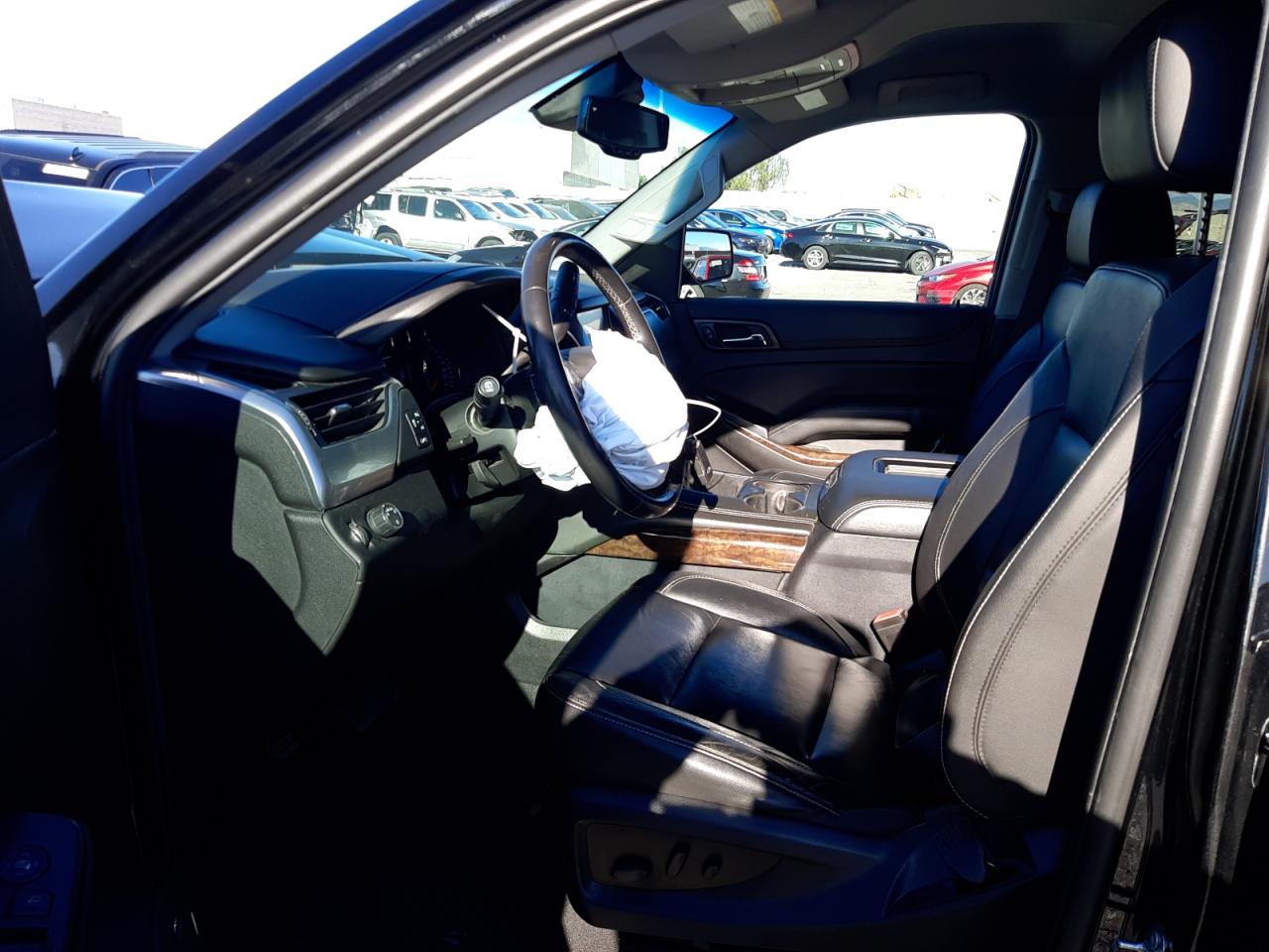 Photo 6 VIN: 1GNSCHKC3KR374209 - CHEVROLET SUBURBAN 