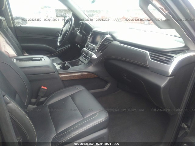 Photo 4 VIN: 1GNSCHKC9GR327810 - CHEVROLET SUBURBAN 