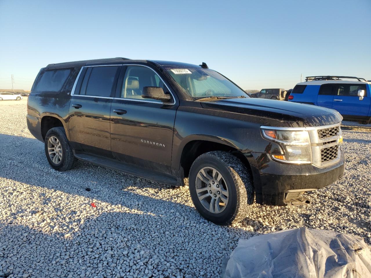 Photo 3 VIN: 1GNSCHKCXKR187243 - CHEVROLET SUBURBAN 