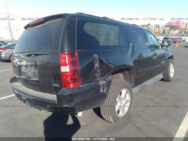 Photo 3 VIN: 1GNSCJE00BR290955 - CHEVROLET SUBURBAN 