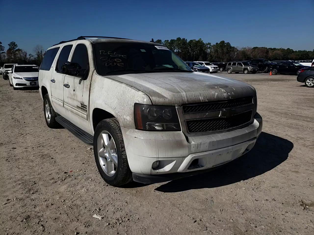 Photo 10 VIN: 1GNSCJE00BR401133 - CHEVROLET SUBURBAN C 