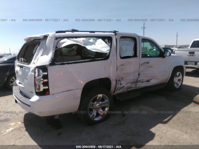 Photo 5 VIN: 1GNSCJE00CR295591 - CHEVROLET SUBURBAN 