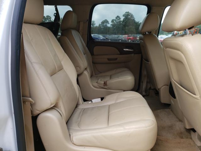 Photo 5 VIN: 1GNSCJE00DR105340 - CHEVROLET SUBURBAN C 