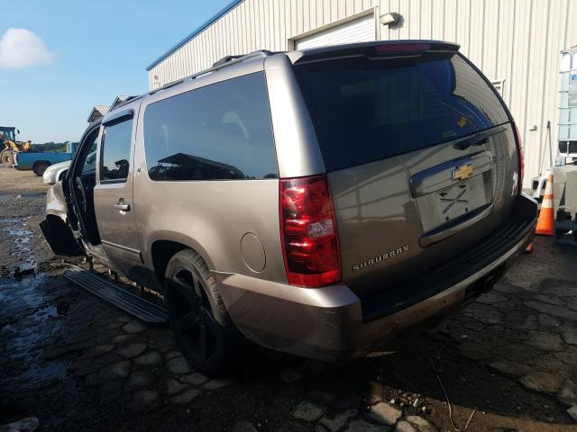 Photo 2 VIN: 1GNSCJE00DR286102 - CHEVROLET SUBURBAN C 