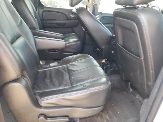 Photo 5 VIN: 1GNSCJE01BR328144 - CHEVROLET SUBURBAN C 