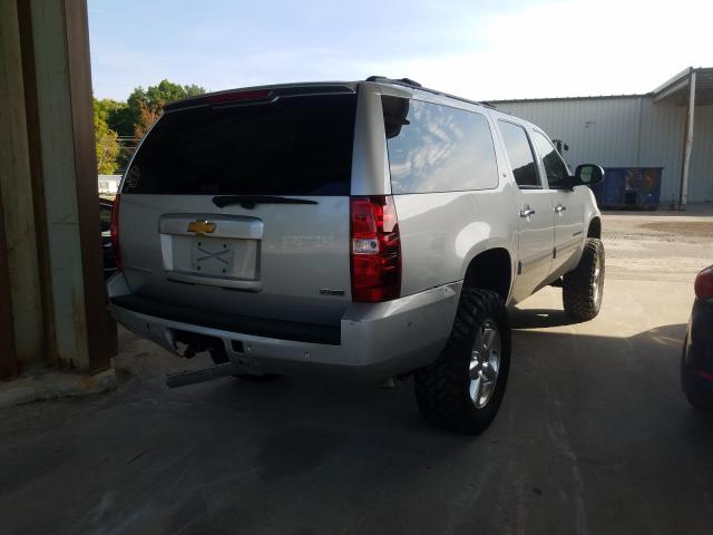 Photo 3 VIN: 1GNSCJE01BR330184 - CHEVROLET SUBURBAN C 