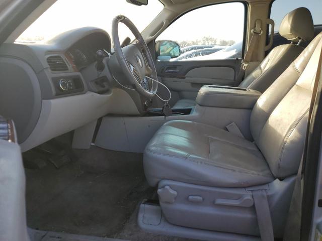 Photo 6 VIN: 1GNSCJE02CR267601 - CHEVROLET SUBURBAN 