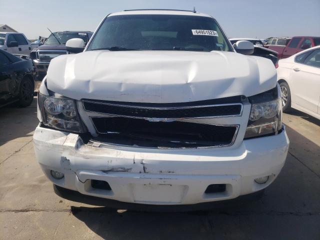 Photo 4 VIN: 1GNSCJE03DR153429 - CHEVROLET SUBURBAN C 