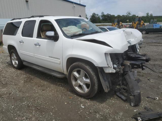 Photo 3 VIN: 1GNSCJE03DR175057 - CHEVROLET SUBURBAN 