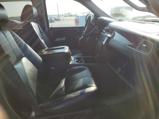 Photo 4 VIN: 1GNSCJE03DR193607 - CHEVROLET SUBURBAN C 