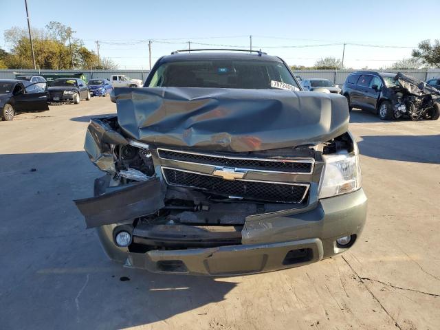 Photo 4 VIN: 1GNSCJE04BR189028 - CHEVROLET SUBURBAN C 