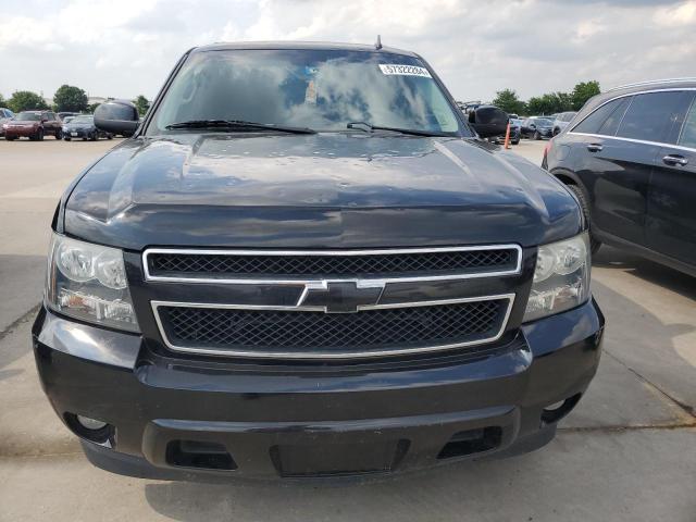 Photo 4 VIN: 1GNSCJE04DR132380 - CHEVROLET SUBURBAN 