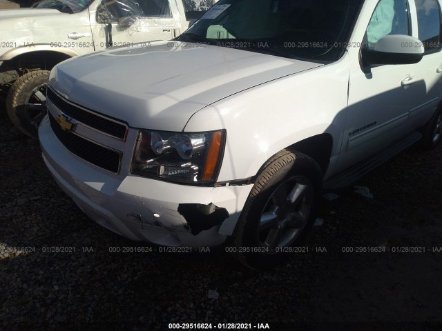 Photo 5 VIN: 1GNSCJE04DR139457 - CHEVROLET SUBURBAN 