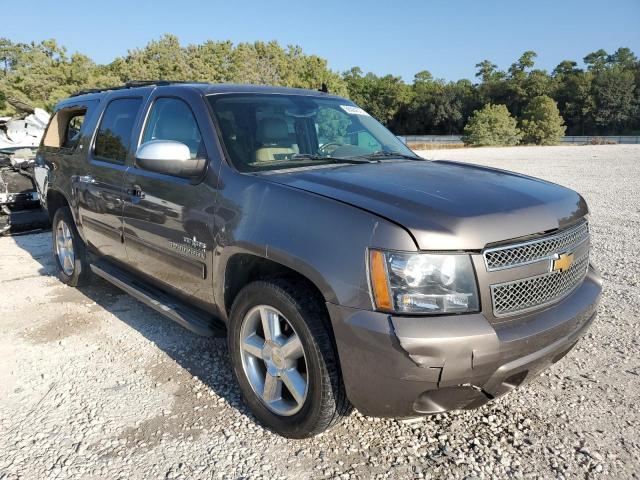 Photo 3 VIN: 1GNSCJE04DR183149 - CHEVROLET SUBURBAN C 