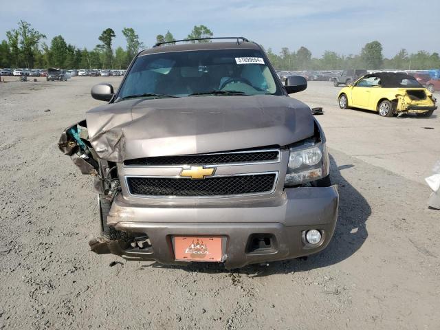 Photo 4 VIN: 1GNSCJE04DR301104 - CHEVROLET SUBURBAN 