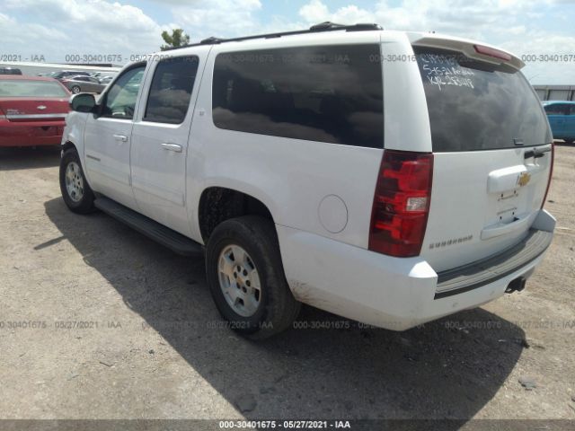 Photo 2 VIN: 1GNSCJE04DR306805 - CHEVROLET SUBURBAN 