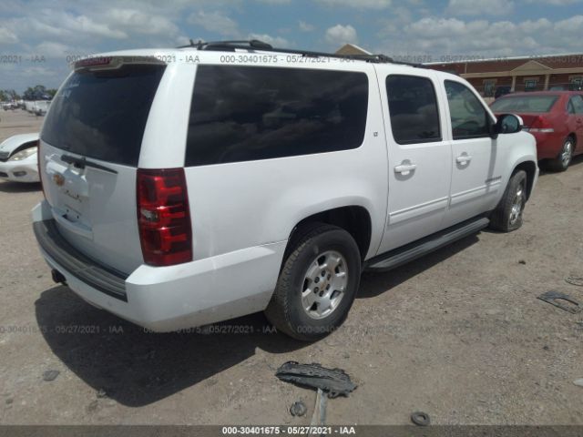 Photo 3 VIN: 1GNSCJE04DR306805 - CHEVROLET SUBURBAN 