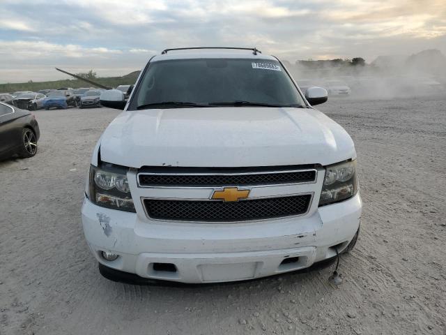 Photo 4 VIN: 1GNSCJE04ER201764 - CHEVROLET SUBURBAN 