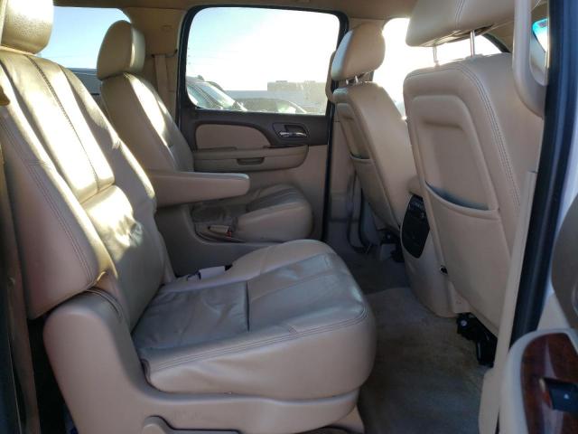 Photo 10 VIN: 1GNSCJE05CR153169 - CHEVROLET SUBURBAN C 