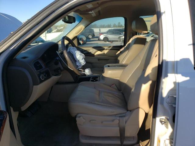 Photo 6 VIN: 1GNSCJE05CR153169 - CHEVROLET SUBURBAN C 