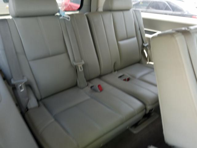 Photo 8 VIN: 1GNSCJE05CR293867 - CHEVROLET SUBURBAN C 