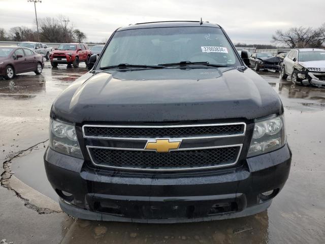 Photo 4 VIN: 1GNSCJE05DR117032 - CHEVROLET SUBURBAN 