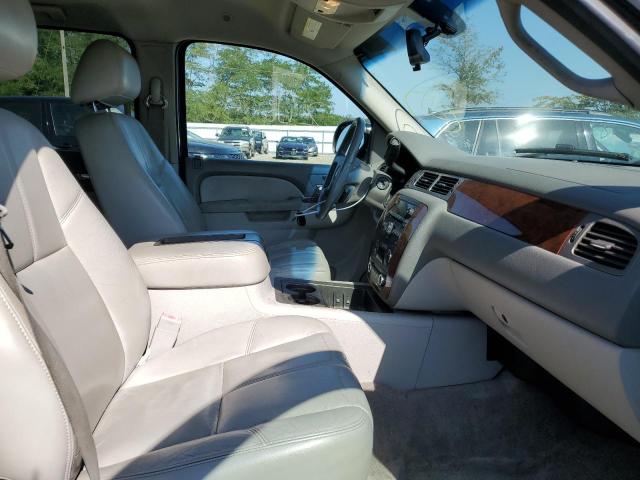 Photo 4 VIN: 1GNSCJE06BR112256 - CHEVROLET SUBURBAN C 